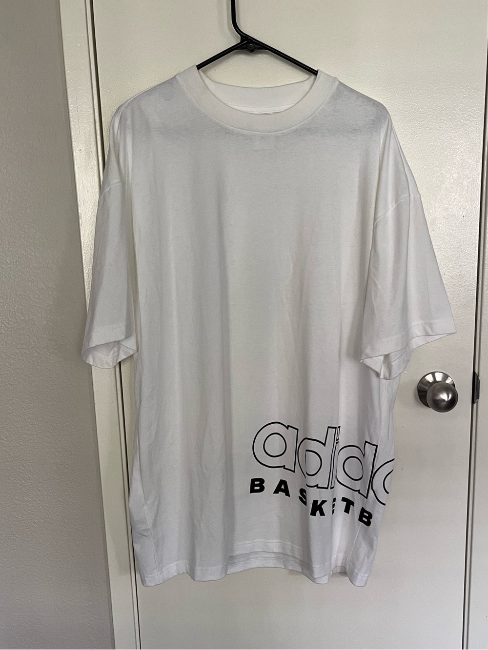 adidas White Short Sleeve Basketball Logo Tee